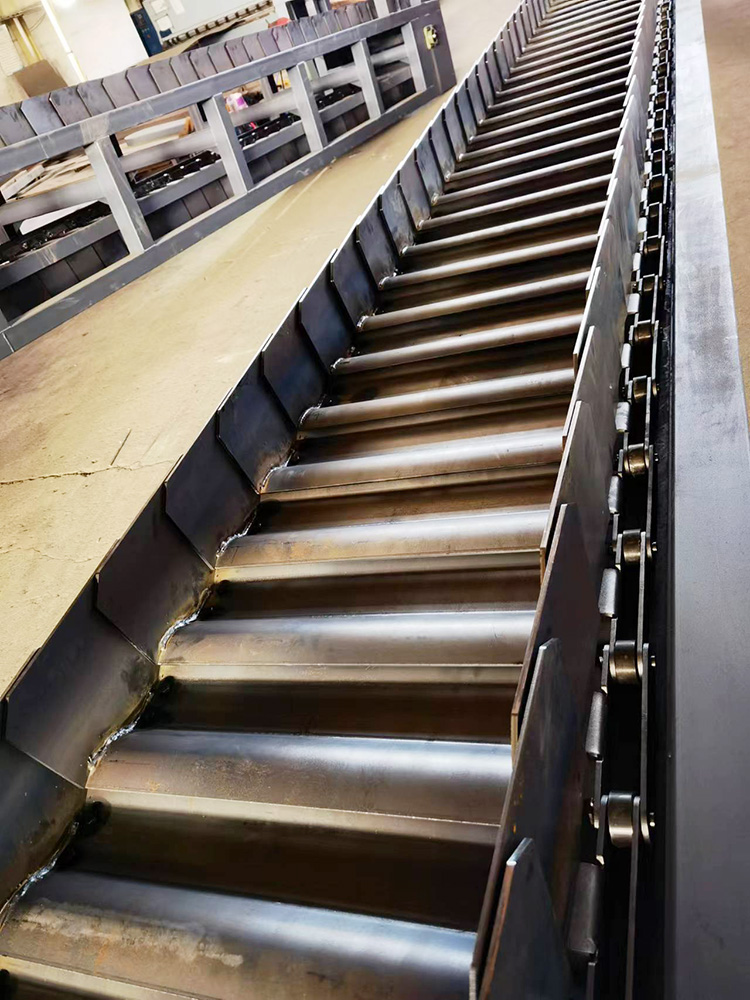 鱗板輸送機(jī)