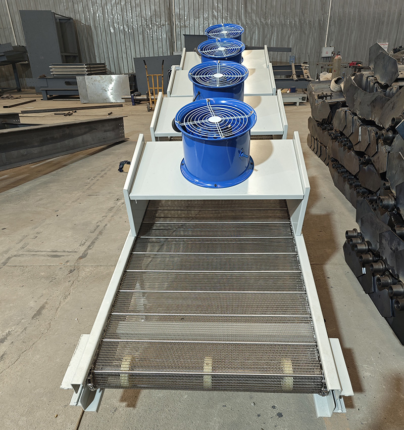 風(fēng)冷網(wǎng)帶輸送機(jī)